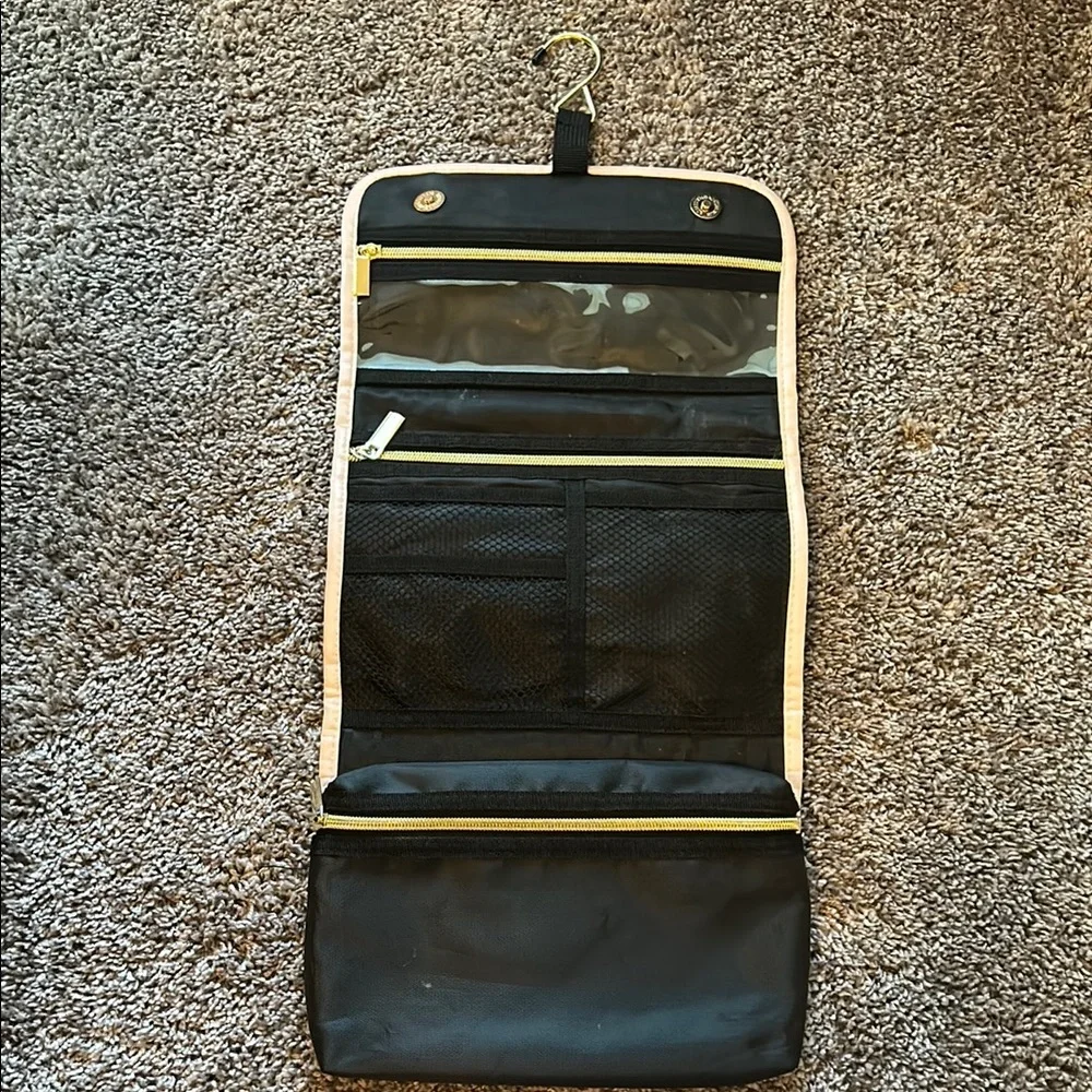 Nine West Floral Travel Case with hanger